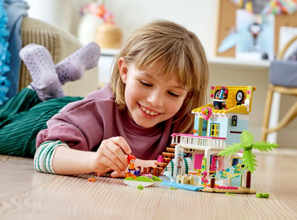 Andreas beach house discount lego