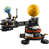 42179 LEGO® Technic Planet Earth and Moon in Orbit