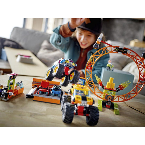 Stunt City Arena Chachi Toys LEGO® Show 60295 –